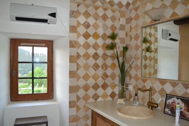 Deux Chambres D Hotes Attenantes Avec Salon Salle A Manger Privatif En Cevennes Gardoises Сен-Жан-дю-Гар Екстериор снимка